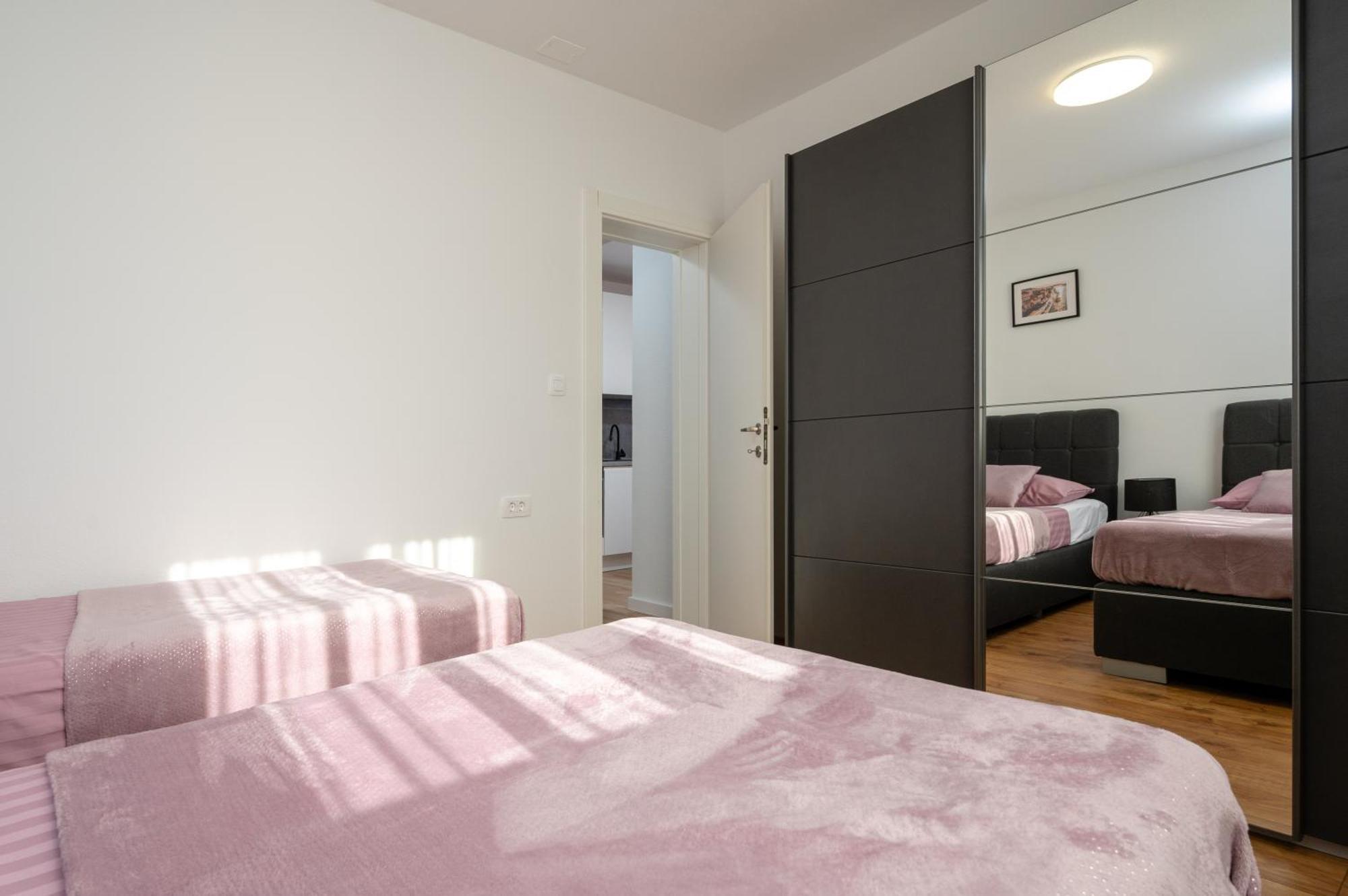 Apartment Ivi Trogir Kültér fotó
